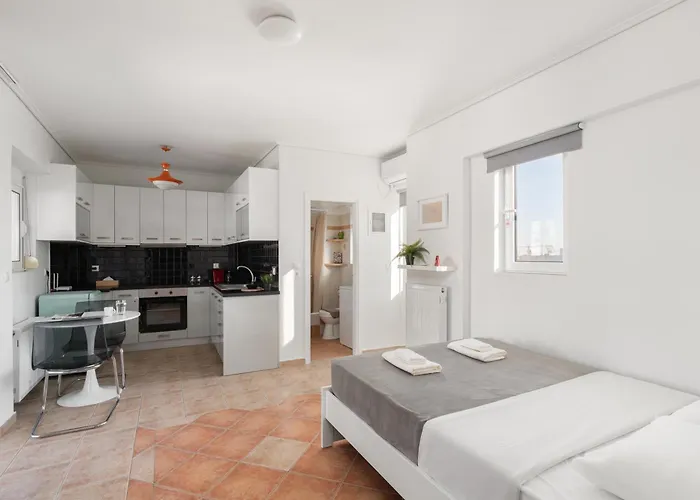 Large Terrace Studio
