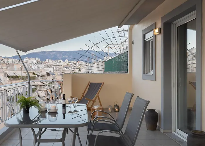 Large Terrace Studio